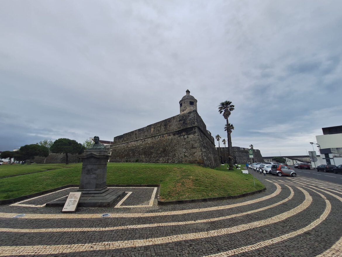 Ontdek de militaire basis – Forte de São Brás