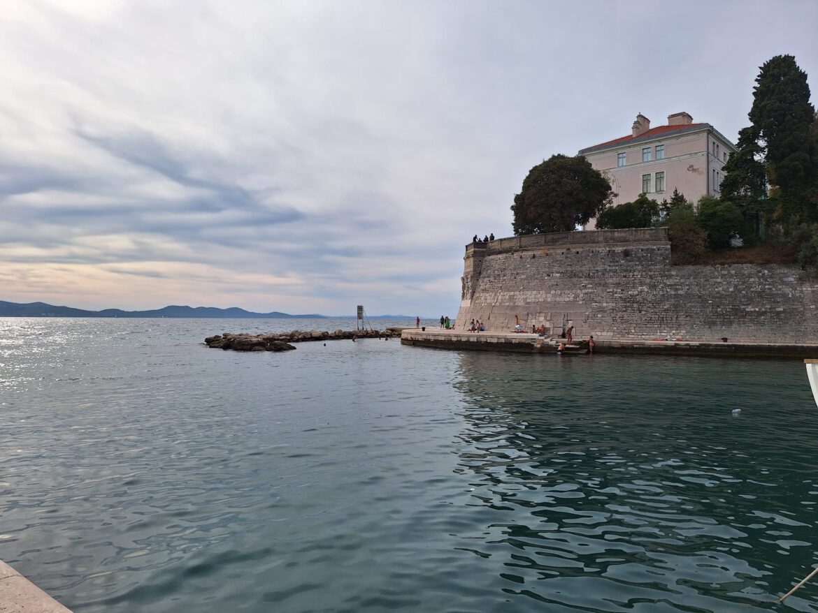 Slenteren door Zadar