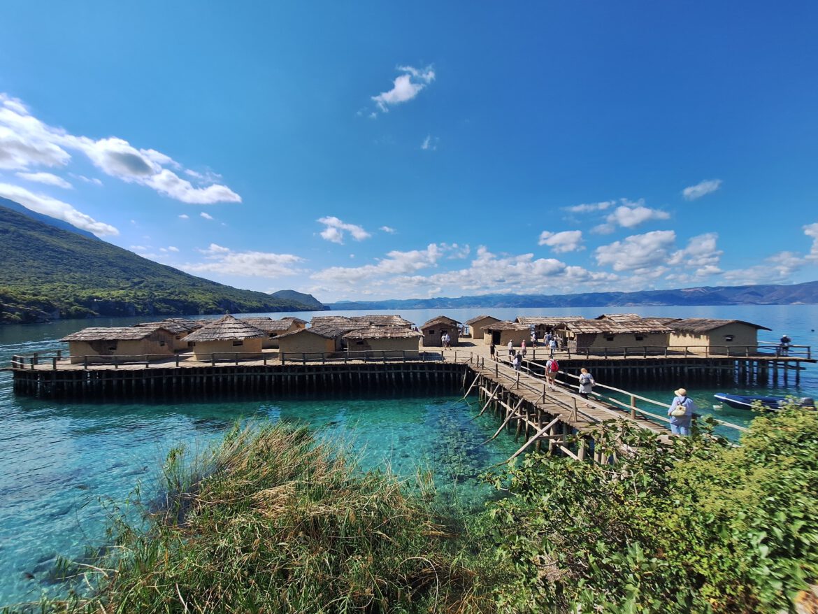 The Bay of Bones – Dorp op het water